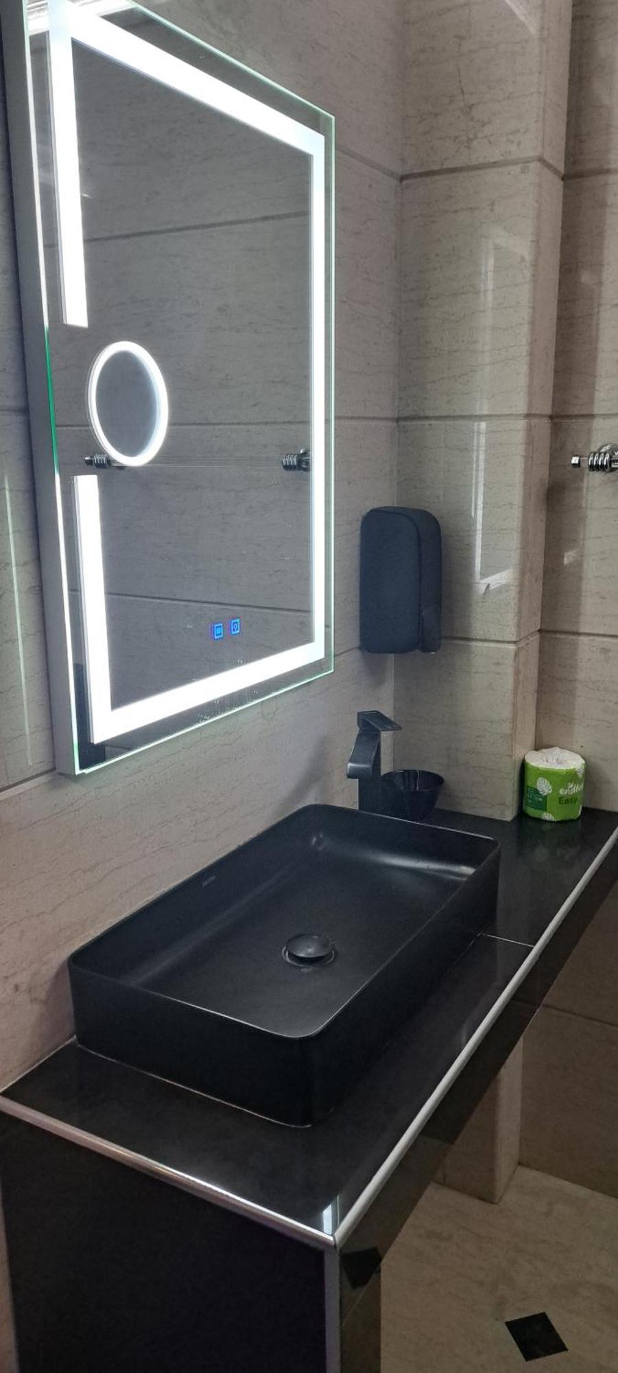 Pietra Mare Suites Patras Bagian luar foto