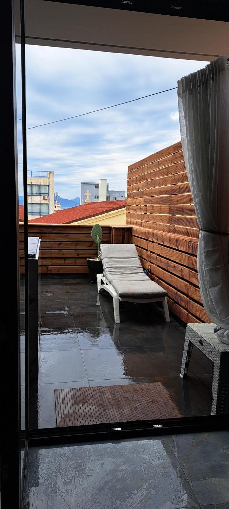 Pietra Mare Suites Patras Bagian luar foto
